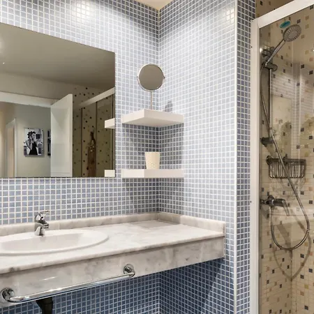 Relax & Enjoy - El Mocan - Mar * פאלם-מאר